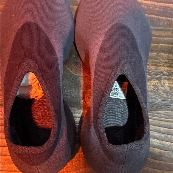 Adidas Yeezy Knit RNR Fade Onyx 10 - Picture 6 of 10